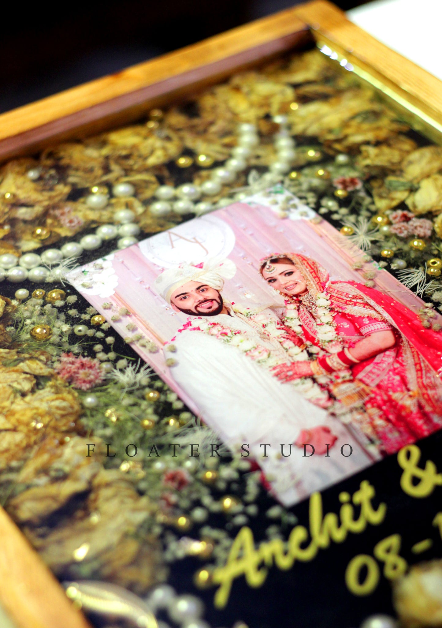 Vermala Resin Preservation, Flower, Bouquet, Wedding Frame Resin Art for Your Love ones