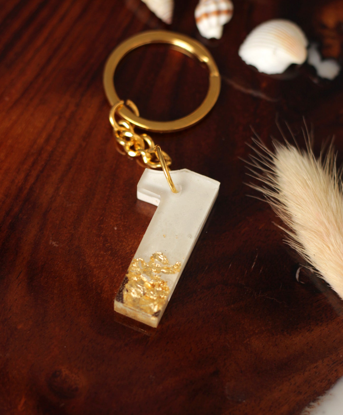 Numerical Resin Keychain, Lucky Number Keychain, 0 to 9 Number Keychain, Black Gold or White Gold Keychain, Resin Keychain