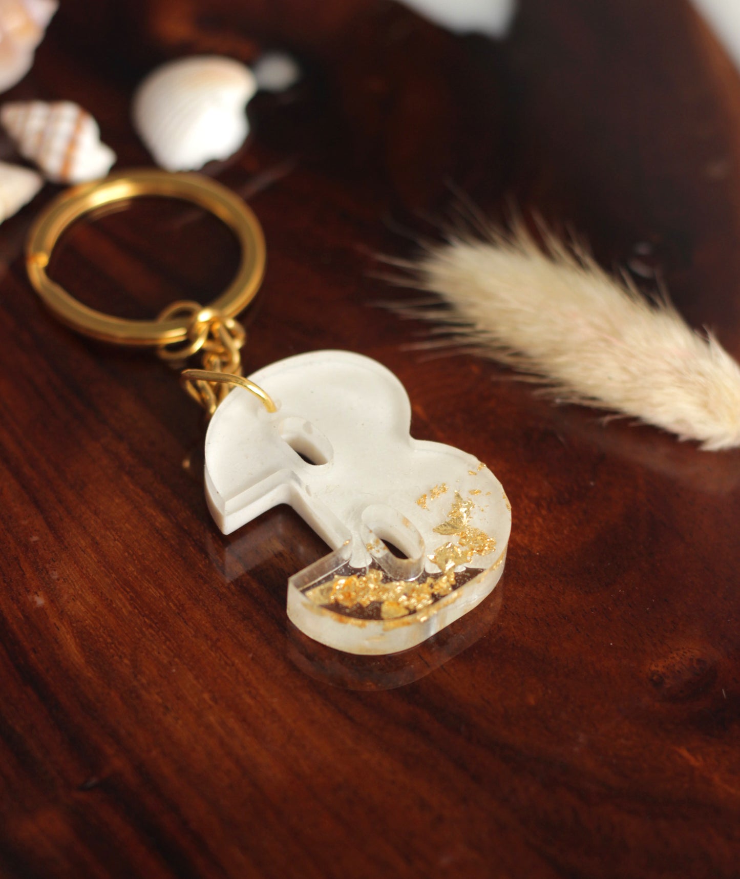 Numerical Resin Keychain, Lucky Number Keychain, 0 to 9 Number Keychain, Black Gold or White Gold Keychain, Resin Keychain