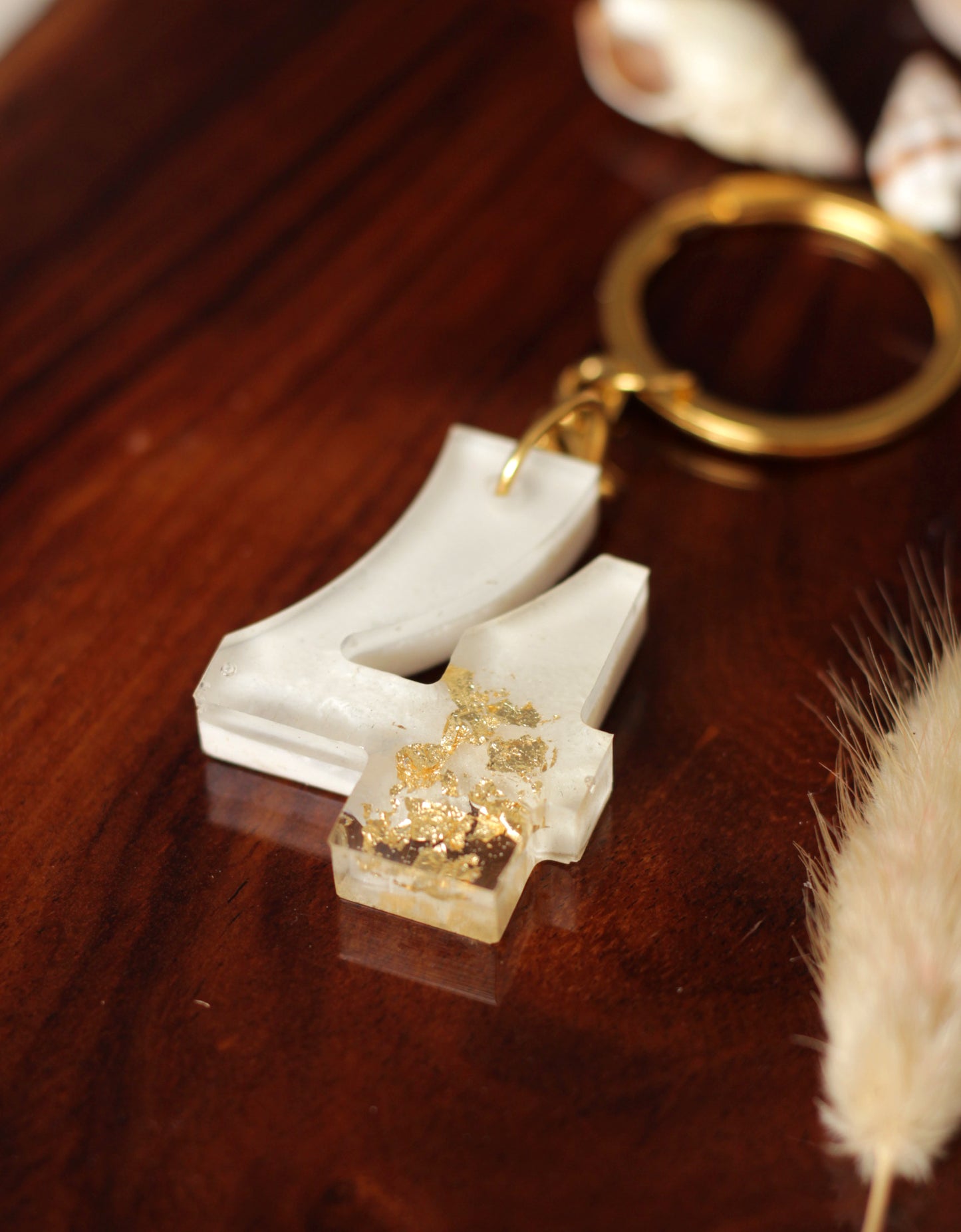Numerical Resin Keychain, Lucky Number Keychain, 0 to 9 Number Keychain, Black Gold or White Gold Keychain, Resin Keychain