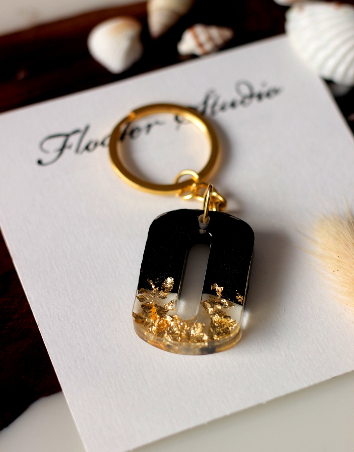 Numerical Resin Keychain, Lucky Number Keychain, 0 to 9 Number Keychain, Black Gold or White Gold Keychain, Resin Keychain