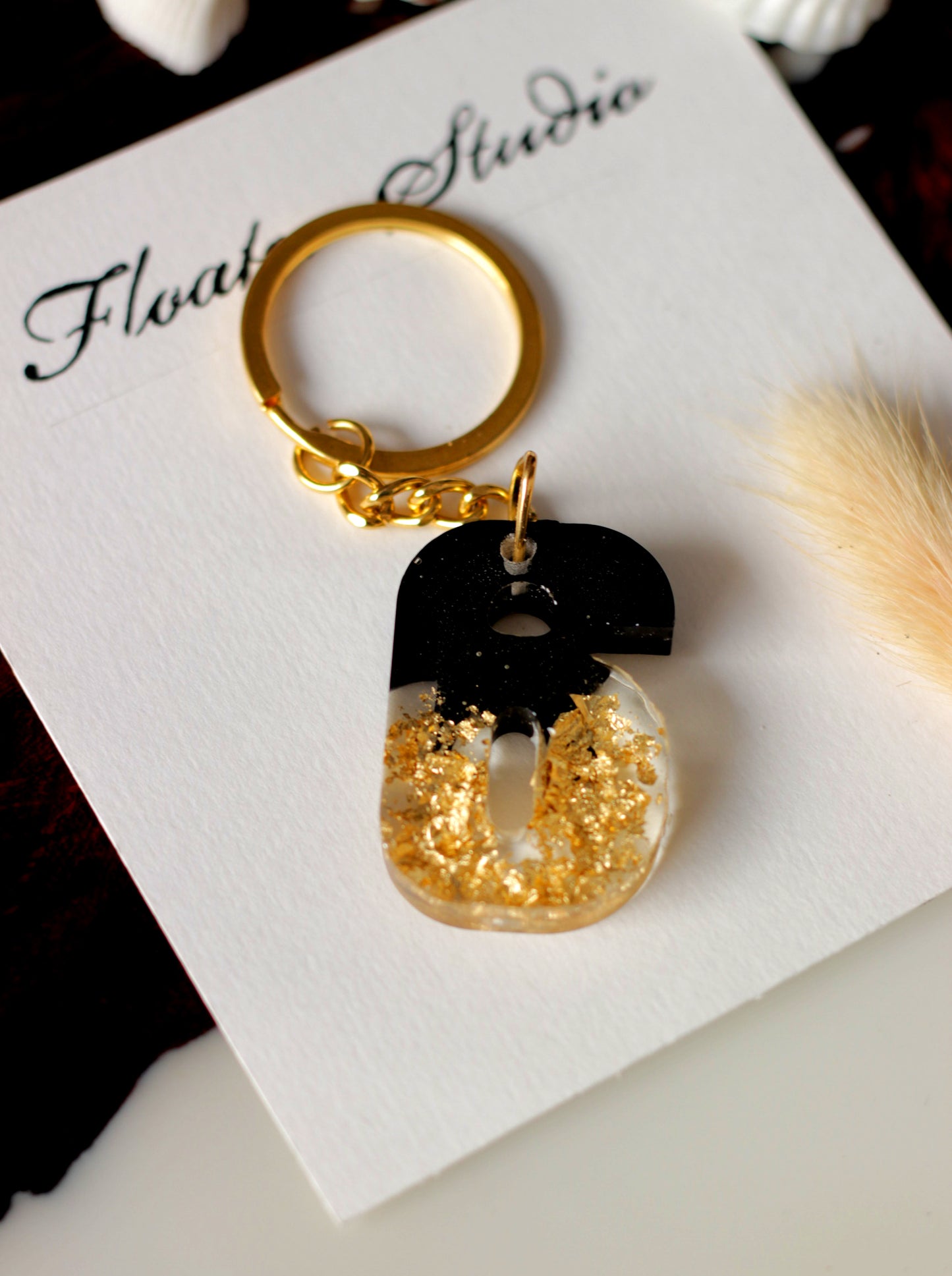 Numerical Resin Keychain, Lucky Number Keychain, 0 to 9 Number Keychain, Black Gold or White Gold Keychain, Resin Keychain