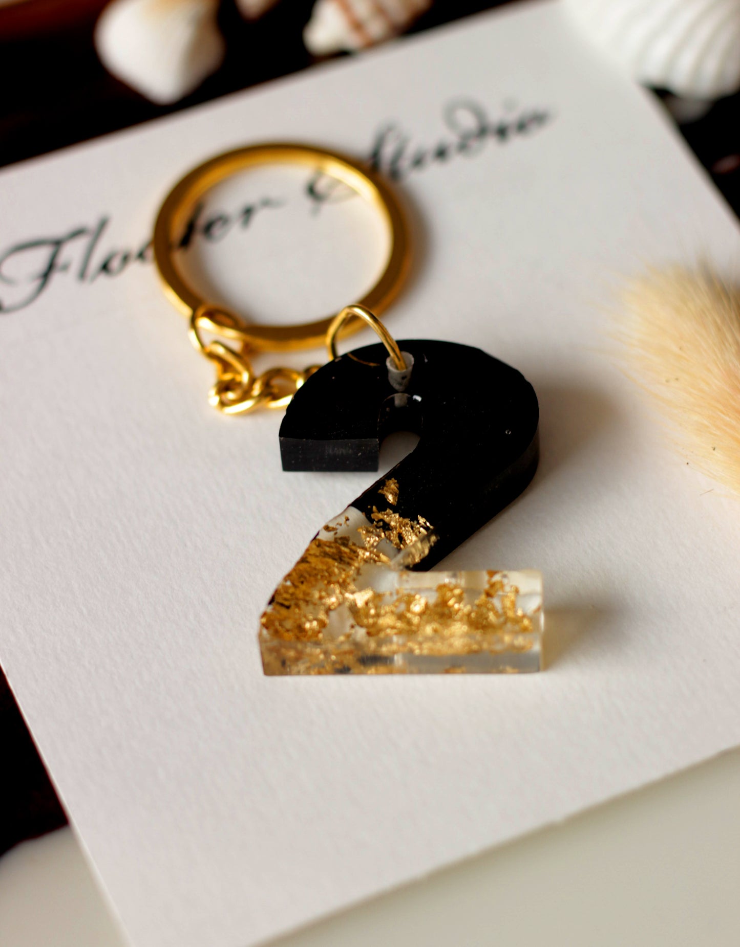 Numerical Resin Keychain, Lucky Number Keychain, 0 to 9 Number Keychain, Black Gold or White Gold Keychain, Resin Keychain